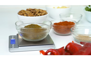 weighing scale to weigh spices