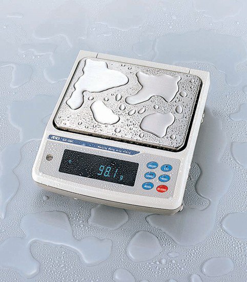 Case Study: Precision Balance Scales for quality control of injection moulded parts