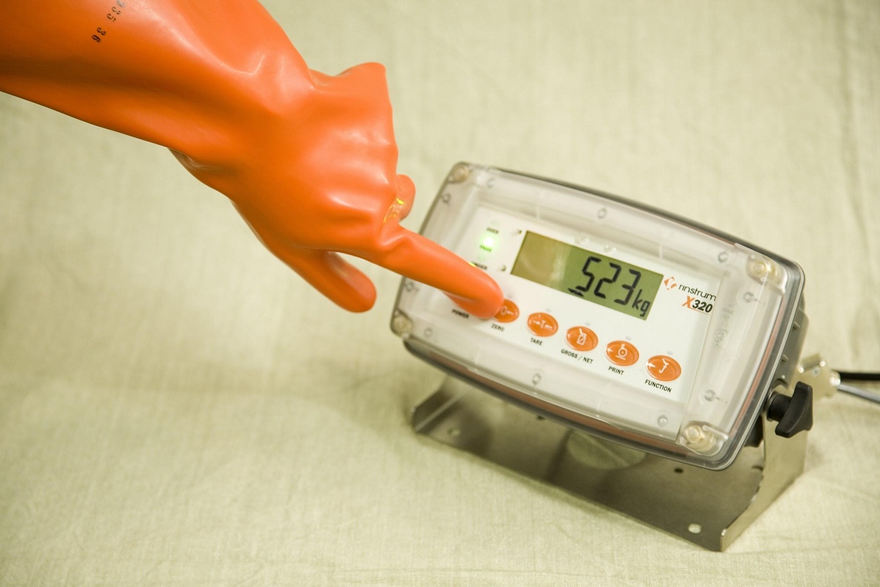 Install Industrial Scale Rinstrum IP69K Indicator (X320)