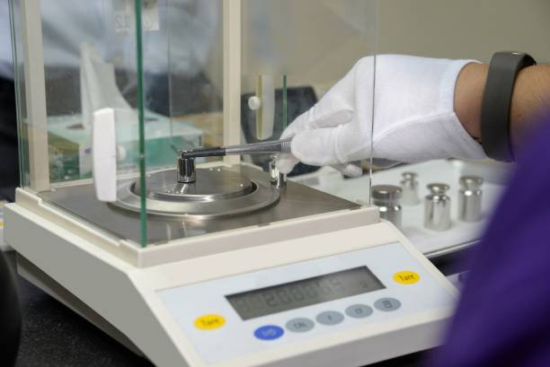 A Comprehensive Guide to Choosing High Capacity Balance Scales in the Laboratory Weighing Industry